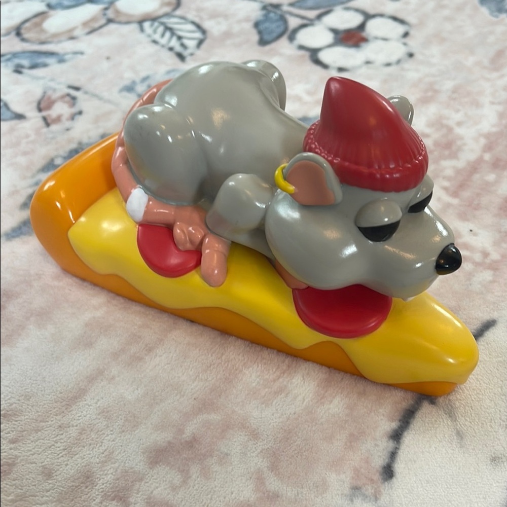 NYCC pizza rat